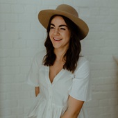 Ellie Compton