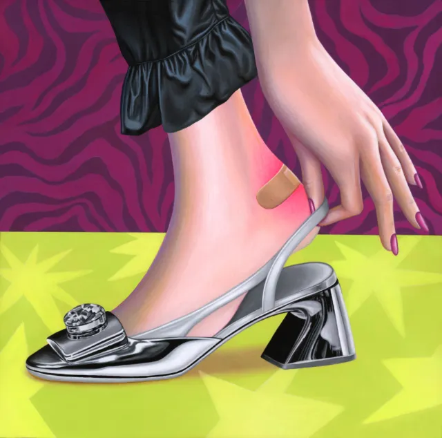 Juliette Toma illustration of crossed legs wearing a black sculptural high heel